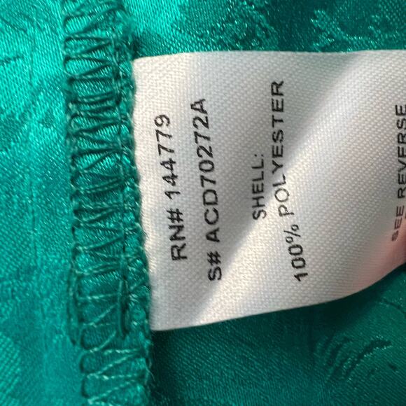 NWT 12th Tribe Green Silky Shirt Dress Long Sleeved Size Medium - Picture 9 of 11